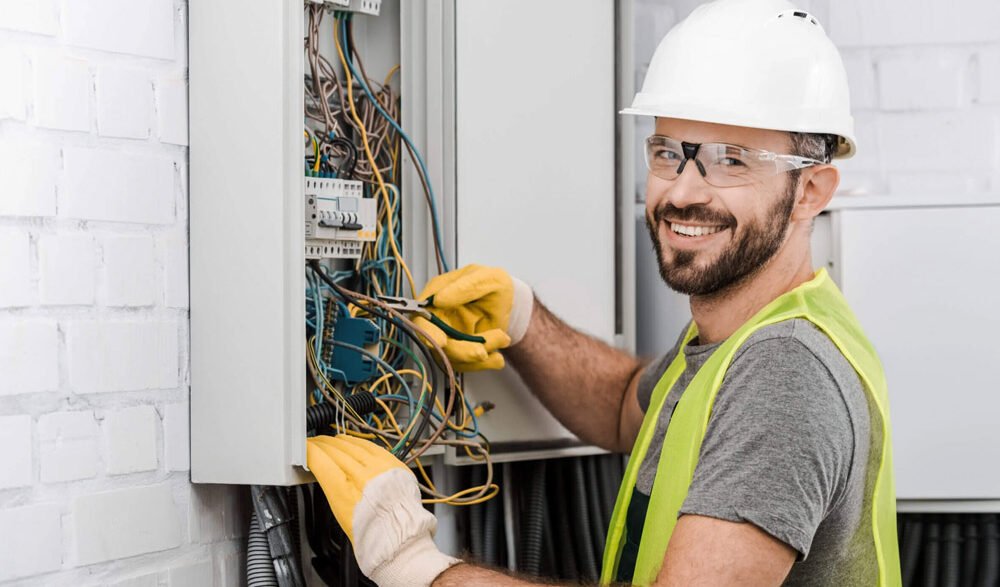 licensed electrician benefits 388