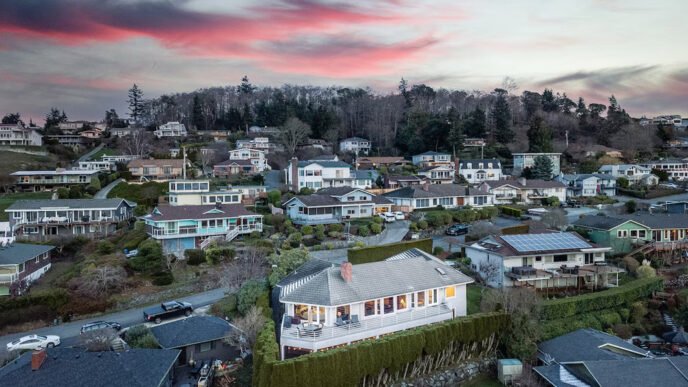 3637 55 living in tacoma where urban convenience meets natural beauty
