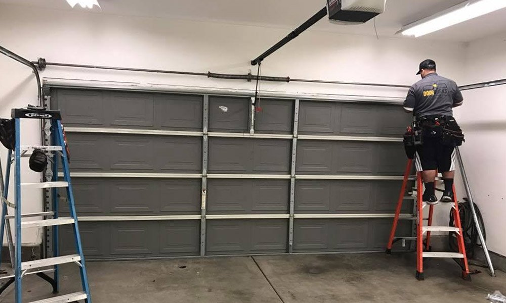 what to look for when hiring a garage door repair professional