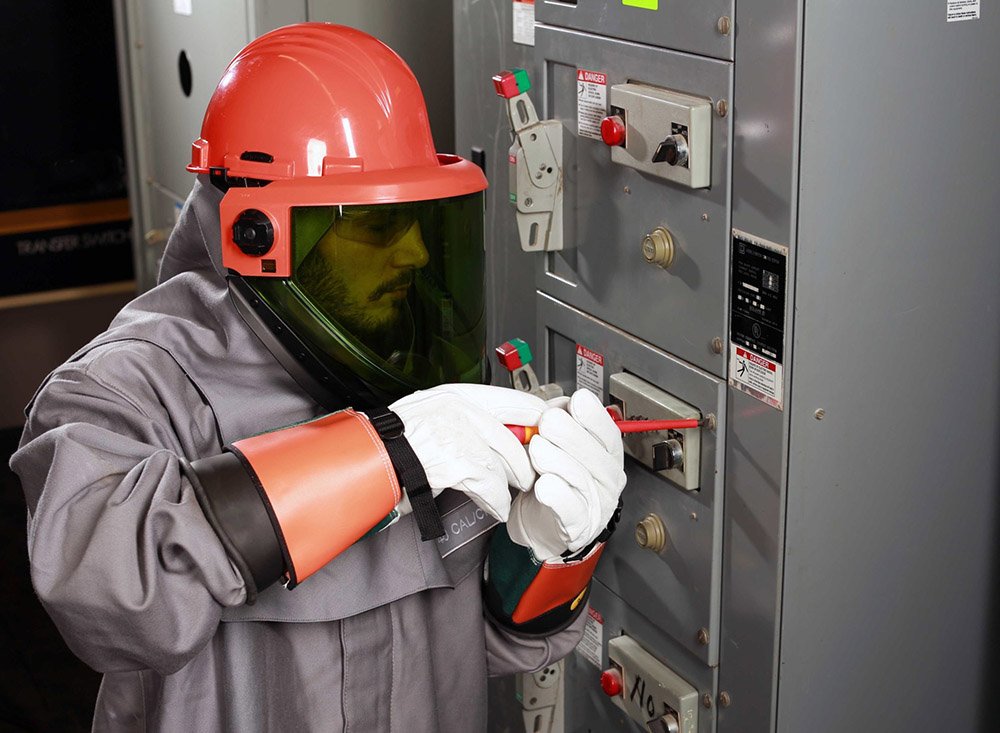 power safely comprehensive electrical installation maintenance