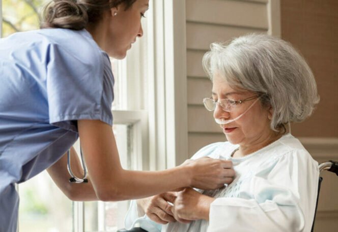 Your Ultimate Guide to a Smooth Transition to Senior Housing