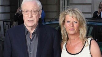 168 shakira caine 578 0 i5795