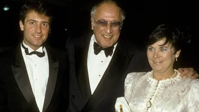 241 vic tayback 1225 0 i5765