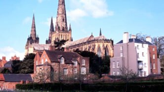best ways for tourists to explore lichfield comfortably